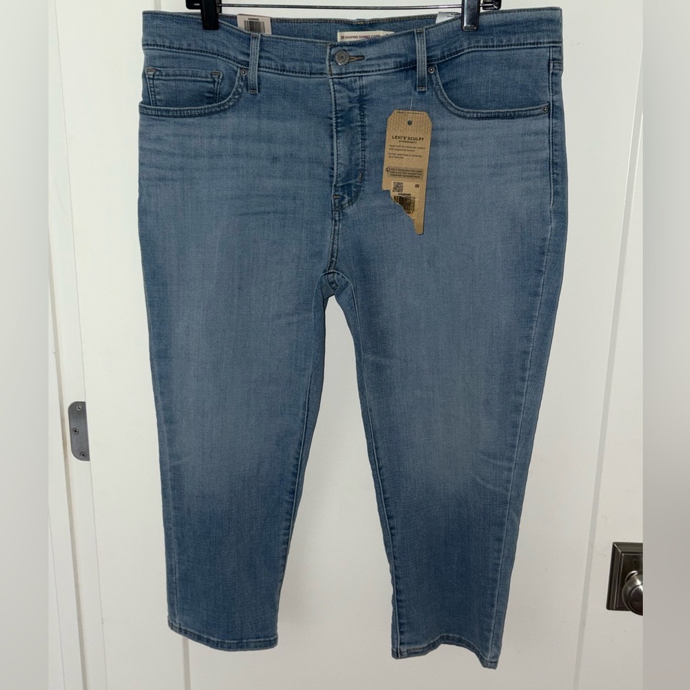 Levi's 311 Shaping skinny capri jeans sz 18 W34 NWT